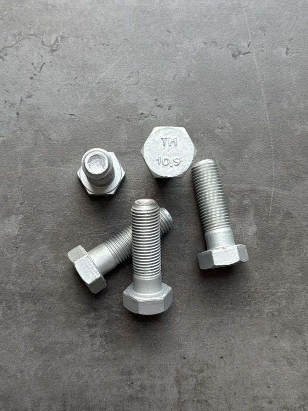 Болт М14х45х1,5 1/13943/31