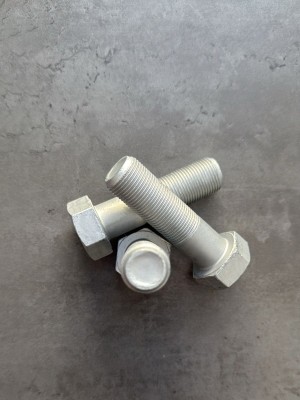 Болт М20х70х1,5  фаркопа