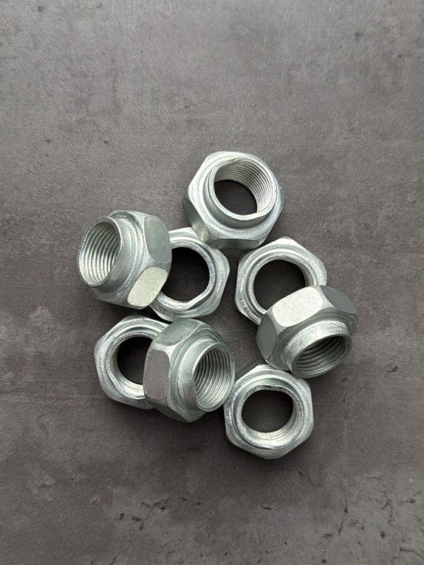 Гайка самоконтрящаяся М20х1,5 853825 (Белзан) оц.