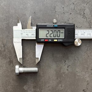 Болт М8х30х1,25 ГОСТ 7798-70 класс прочности 8.8 оцинкованный