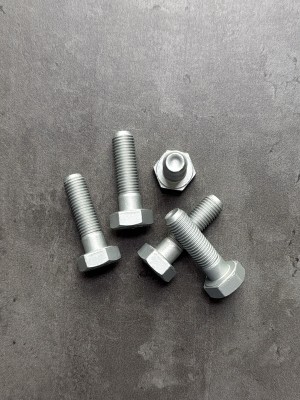 Болт М10х35х1,25 ГОСТ 7798-70 класс прочности 10.9 оцинкованный