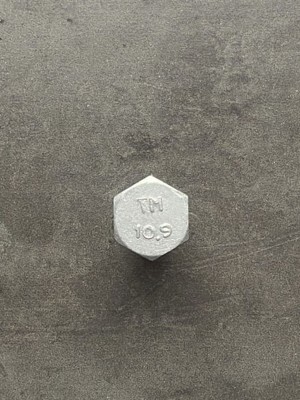 Болт М12х40х1,25 ГОСТ 7798-70 класс прочности 10.9 оцинкованный