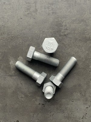 Болт М12х40х1,25 ГОСТ 7798-70 класс прочности 10.9 оцинкованный