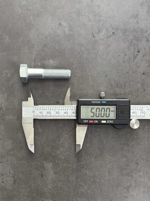 Болт М12х50х1,25 ГОСТ 7798-70 класс прочности 10.9 оцинкованный