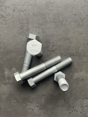 Болт М12х75х1,25 ГОСТ 7798-70 класс прочности 10.9 оцинкованный