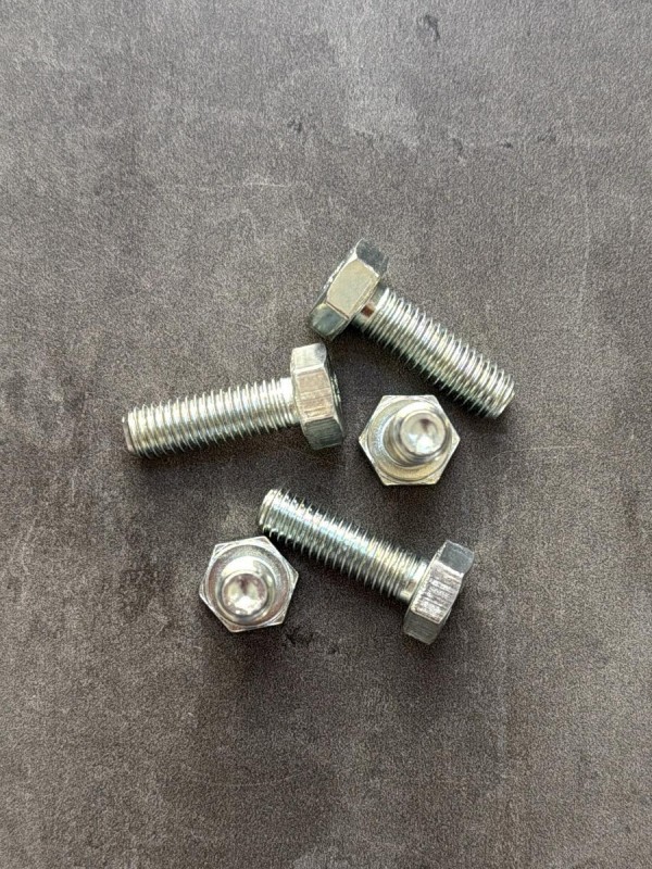 Болт М8х25 1/60436/31