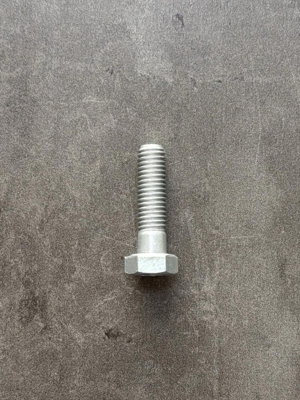 Болт М8х30 1/60438/21