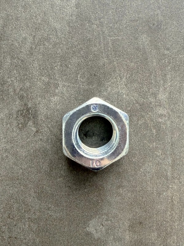 Гайка самоконтрящаяся М14х2 DIN 980-V класс прочности 10 оц.