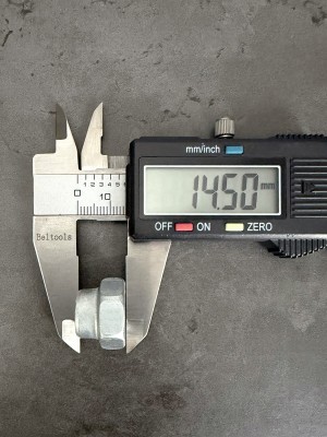 Гайка самоконтрящаяся М14х1,5 Белзан класс прочности 10, в цинке.