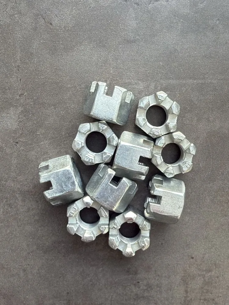 Гайка корончатая, прорезная низкая М12 DIN 937