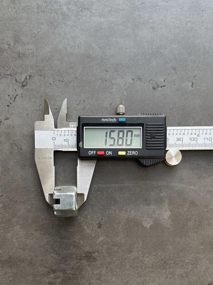 Гайка корончатая, прорезная низкая М12 DIN 937, класс прочности 8