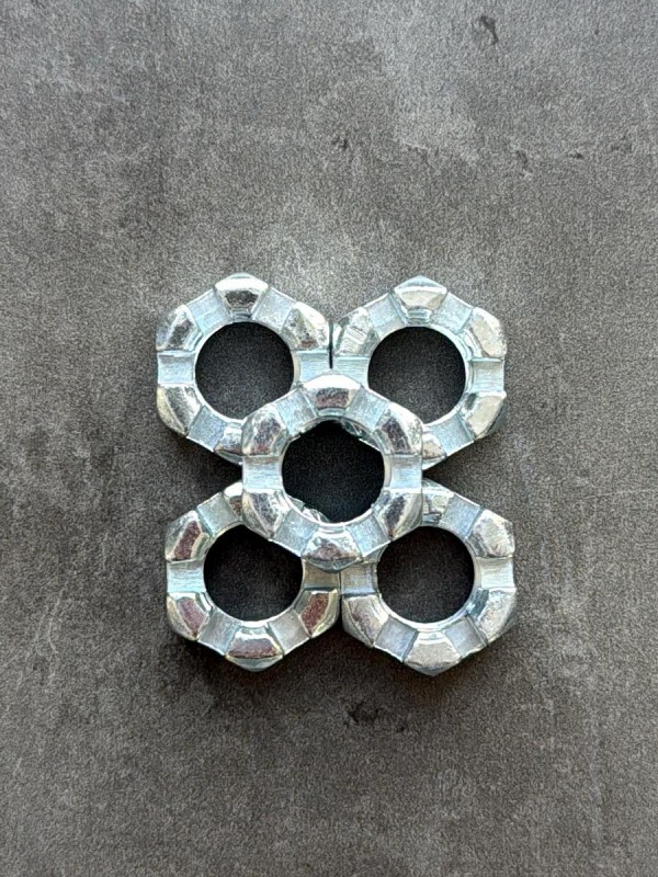 Гайка корончатая, прорезная низкая М14х1,5 ГОСТ 5919-73, покрытие цинк