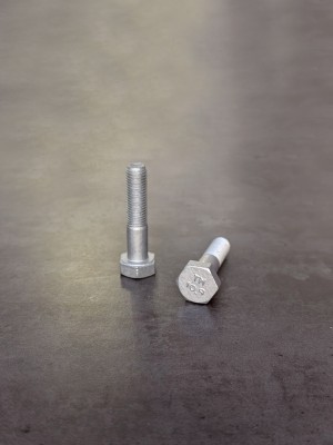 Болт М10х45х1,25 ГОСТ 7798-70 класс прочности 10.9 оцинкованный