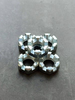 Гайка корончатая, прорезная М12х1,25 ОСТ 37.001.108-75