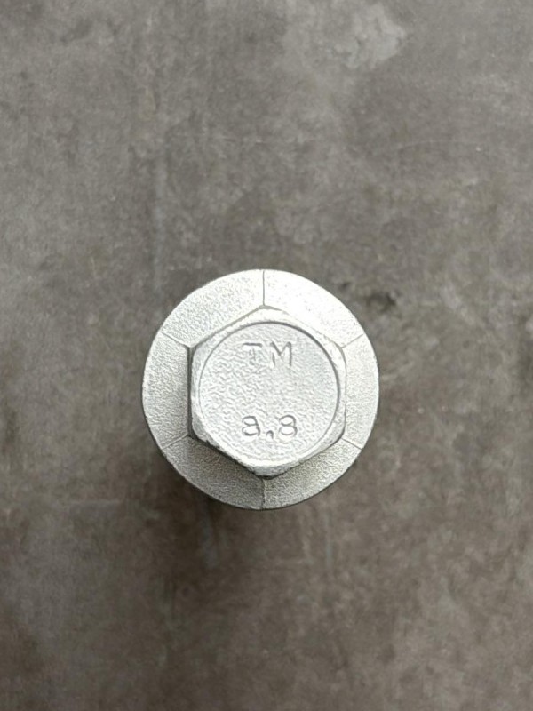 Болт фланцевый М12х40х1,25 8.8 оц. DIN 6921 без насечек