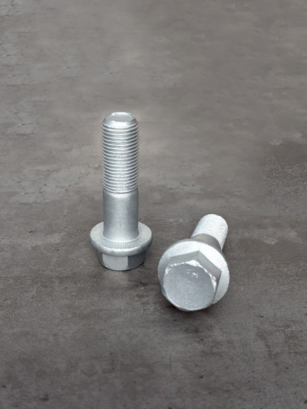 Болт рамный М16х55х1,5 фланцевый с насечками, КП 10.9 оц., (длина резьбы 30 мм.)