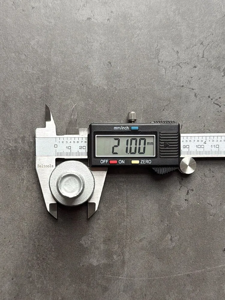 Болт фланцевый М16х75х1,5 10.9 оц. DIN 6921 без насечек