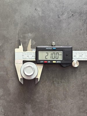 Болт фланцевый М16х55х1,5 8.8 оц. DIN 6921 без насечек