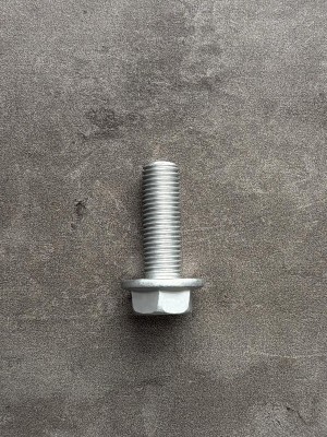 Болт фланцевый М10х30х1,25 8.8 оц. DIN 6921 без насечек