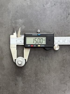 Болт фланцевый М10х30х1,25 8.8 оц. DIN 6921 без насечек