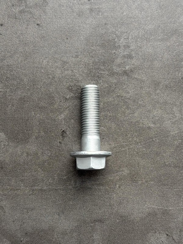 Болт фланцевый М10х40х1,25 8.8 оц. DIN 6921 без насечек